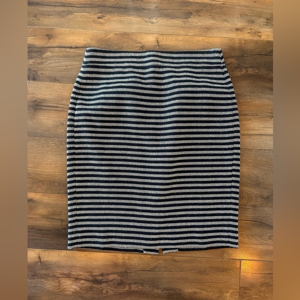 J.Crew Striped Wool Blend Pencil Skirt Size 4 Classic Workwear